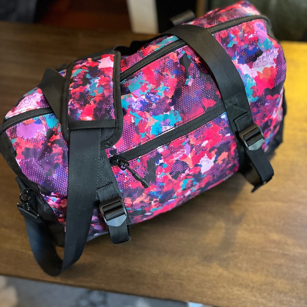 C9 by Champion Pink Purple Abstract Floral Camo Travel Duffle